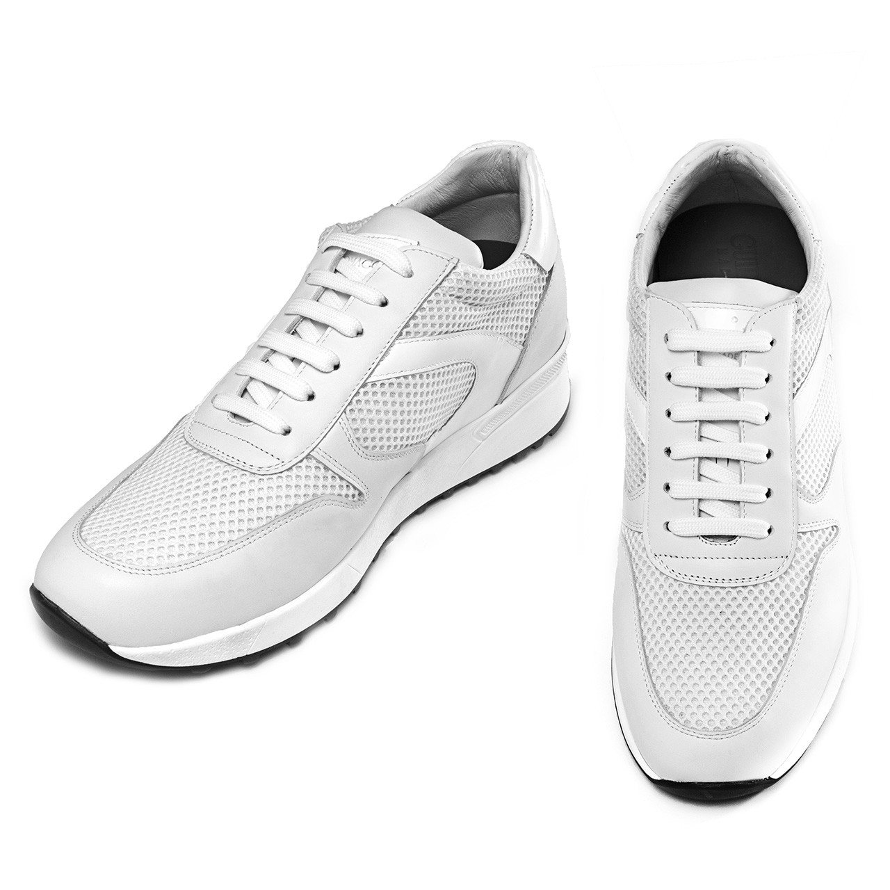 These Are the 15 Best Sandals for Narrow Feet | Who What Wear